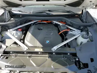 ✅ 2025 BMW X5 xDrive50e • VIN: 5UX43EU06S9Z12712 • Lot: 86778605. Listed on Copart with 8,772 mi. Free auction sales archive from the USA and detailed vehicle history report at DreamBid. Image 15.