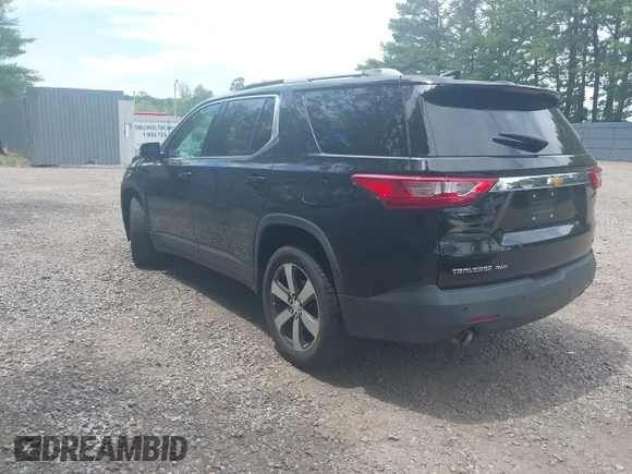 ✅ 2018 Chevrolet Traverse LT • VIN: 1GNEVHKW3JJ185672 • Лот: 45418127. Опубліковано раніше на IAAI з пробігом 166 868 миль. Безкоштовний доступ до архіву аукціонних продажів зі США та докладний звіт про історію автомобіля на DreamBid. Зображення 3.