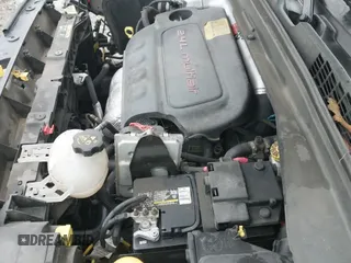 ✅ 2016 Jeep Renegade Latitude • VIN: ZACCJABT8GPC70198 • Lot: 41536492. Listed on IAAI with 205,539 mi. Free auction sales archive from the USA and detailed vehicle history report at DreamBid. Image 19.