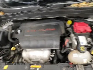 ✅ 2018 Jeep Renegade Latitude • VIN: ZACCJBBB5JPJ29784 • Lot: 93114925. Wystawiony na Copart z przebiegiem 140 324 mil. Bezpłatny archiwum sprzedaży aukcyjnych z USA i szczegółowy raport historii pojazdu na DreamBid. Zdjęcie 15.