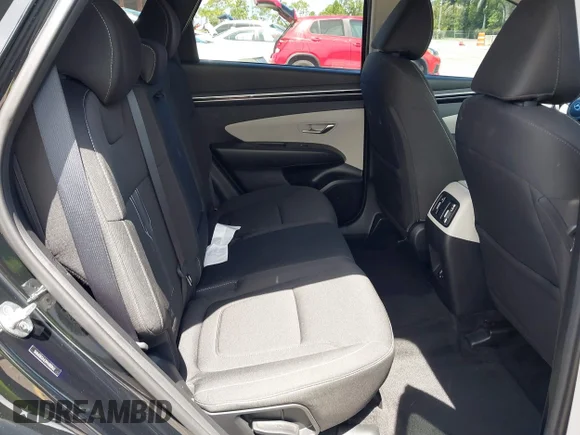 ✅ 2023 Hyundai Tucson SEL • VIN: 5NMJB3AE2PH180862 • Lot: 45541862. Wystawiony na IAAI z przebiegiem 12 309 mil. Bezpłatny archiwum sprzedaży aukcyjnych z USA i szczegółowy raport historii pojazdu na DreamBid. Zdjęcie 8.