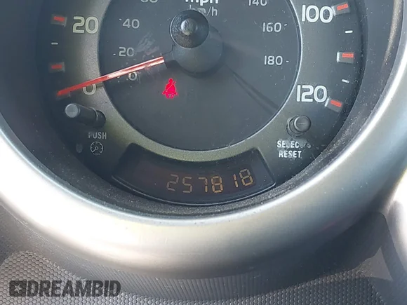 ✅ 2005 Honda Element EX • VIN: 5J6YH18645L013344 • Лот: 42974567. Опубліковано раніше на IAAI з пробігом 257 818 миль. Безкоштовний доступ до архіву аукціонних продажів зі США та докладний звіт про історію автомобіля на DreamBid. Зображення 7.