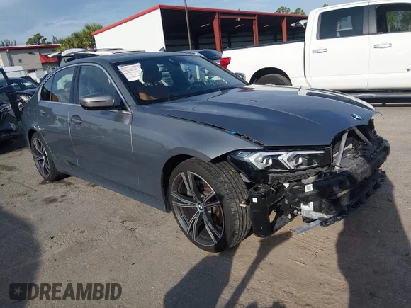 ✅ 2024 BMW 3 Series 330i • VIN: 3MW69FF0XR8E10749 • Лот: 45256539. Опубликован ранее на IAAI с пробегом 32 357 миль. Бесплатный доступ к архиву аукционных продаж из США и подробный отчёт об истории автомобиля на DreamBid. Изображение 1.
