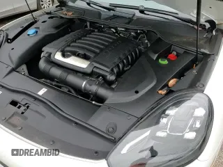 ✅ 2018 Porsche Cayenne • VIN: WP1AA2A28JKA00006 • Lot: 67870515. Listed on Copart with 86,361 mi. Free auction sales archive from the USA and detailed vehicle history report at DreamBid. Image 14.