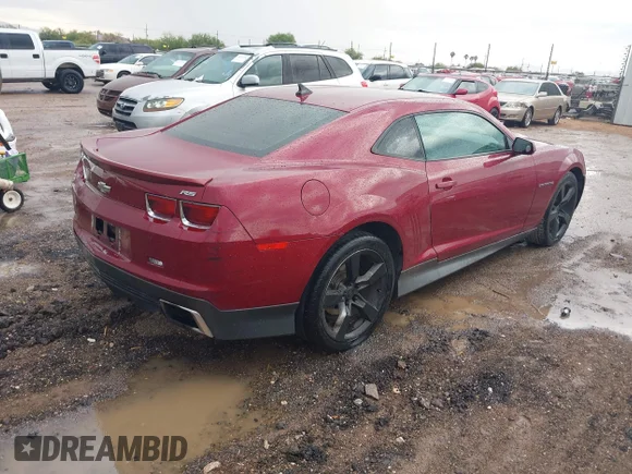 ✅ 2010 Chevrolet Camaro 2LT • VIN: 2G1FG1EV3A9154962 • Lot: 45383146. Wystawiony na IAAI z przebiegiem 212 406 mil. Bezpłatny archiwum sprzedaży aukcyjnych z USA i szczegółowy raport historii pojazdu na DreamBid. Zdjęcie 4.