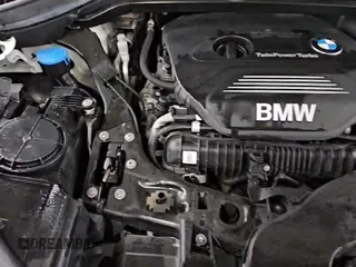 ✅ 2017 BMW X1 xDrive28i • VIN: WBXHT3C35H5F83283 • Lot: 86717365. Listed on Copart with 50,841 mi. Free auction sales archive from the USA and detailed vehicle history report at DreamBid. Image 14.