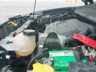 ✅ 2019 Jeep Renegade Latitude • VIN: ZACNJBBB9KPJ74477 • Lot: 42013411. Wystawiony na IAAI z przebiegiem 58 940 mil. Bezpłatny archiwum sprzedaży aukcyjnych z USA i szczegółowy raport historii pojazdu na DreamBid. Zdjęcie 20.