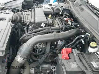 ✅ 2024 Lincoln Corsair Premiere • VIN: 5LMCJ1CA8RUL01862 • Lot: 42587457. Wystawiony na IAAI z przebiegiem 37 974 mil. Bezpłatny archiwum sprzedaży aukcyjnych z USA i szczegółowy raport historii pojazdu na DreamBid. Zdjęcie 20.