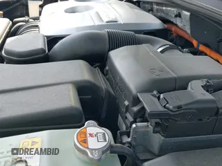 ✅ 2016 Hyundai Sonata SE • VIN: KMHE24L11GA018549 • Lot: 42300796. Listed on IAAI with 200,725 mi. Free auction sales archive from the USA and detailed vehicle history report at DreamBid. Image 19.