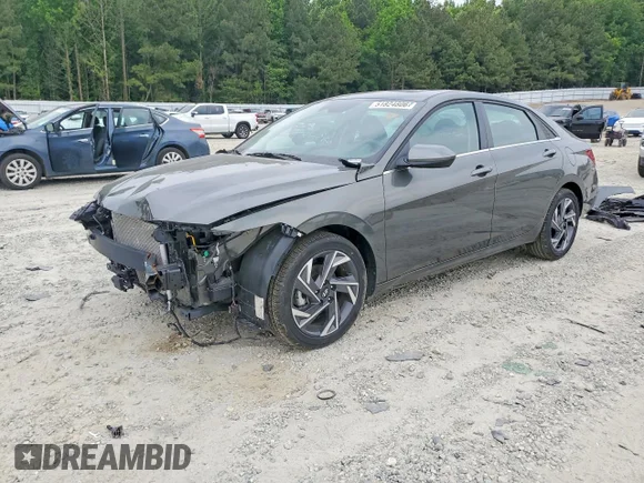 ✅ 2025 Hyundai Elantra SEL Convenience • VIN: KMHLS4DG3SU038044 • Lot: 51824806. Wystawiony na Copart z przebiegiem 9 602 mil. Bezpłatny archiwum sprzedaży aukcyjnych z USA i szczegółowy raport historii pojazdu na DreamBid. Zdjęcie 1.