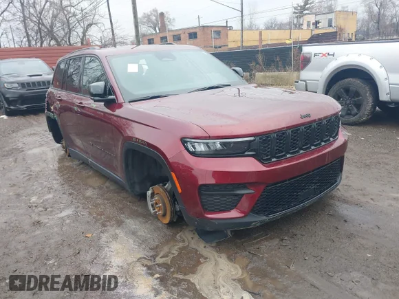 ✅ 2024 Jeep Grand Cherokee Laredo • VIN: 1C4RJHAG1RC715718 • Lot: 44095190. Listed on IAAI with 21,207 mi. Free auction sales archive from the USA and detailed vehicle history report at DreamBid. Image 1.