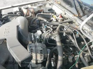 2001 Chevrolet Tahoe LT z VIN 1GNEK13T41J124223, wystawiony jako IAAI lot #42606239 z przebiegiem Nie podano mil oraz . Historia ofert i sprzedaży dostępna na DreamBid. Obrazek 11.