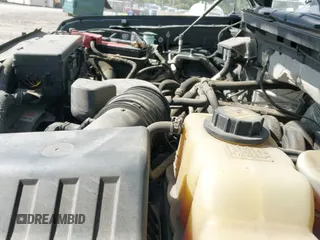 ✅ 2012 Ford F-150 XL • VIN: 1FTFX1EF4CFC72402 • Lot: 43117704. Wystawiony na IAAI z przebiegiem 140 452 mil. Bezpłatny archiwum sprzedaży aukcyjnych z USA i szczegółowy raport historii pojazdu na DreamBid. Zdjęcie 19.