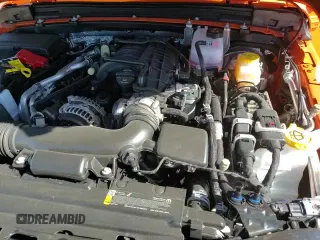 ✅ 2025 Jeep Wrangler Sahara • VIN: 1C4PJXEG7SW593558 • Lot: 70701005. Wystawiony na Copart z przebiegiem 1 290 mil. Bezpłatny archiwum sprzedaży aukcyjnych z USA i szczegółowy raport historii pojazdu na DreamBid. Zdjęcie 16.