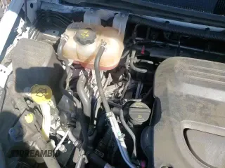 ✅ 2022 Chrysler Pacifica Touring L • VIN: 2C4RC1BG9NR189369 • Lot: 85196425. Listed on Copart with 57,435 mi. Free auction sales archive from the USA and detailed vehicle history report at DreamBid. Image 14.