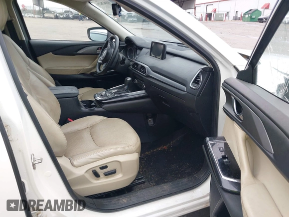 ✅ 2018 Mazda CX-9 Touring • VIN: JM3TCACY2J0232961 • Lot: 44067629. Wystawiony na IAAI z przebiegiem 117 582 mil. Bezpłatny archiwum sprzedaży aukcyjnych z USA i szczegółowy raport historii pojazdu na DreamBid. Zdjęcie 5.