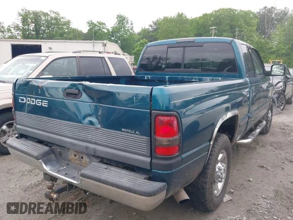 ✅ 1999 Dodge 2500 • VIN: 1B7KC2362XJ515081 • Lot: 42056459. Wystawiony na IAAI z przebiegiem 151 411 mil. Bezpłatny archiwum sprzedaży aukcyjnych z USA i szczegółowy raport historii pojazdu na DreamBid. Zdjęcie 4.