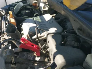 ✅ 2004 Lexus RX 330 • VIN: JTJGA31U840037458 • Лот: 43475386. Опубликован ранее на IAAI с пробегом 200 520 миль. Бесплатный доступ к архиву аукционных продаж из США и подробный отчёт об истории автомобиля на DreamBid. Изображение 21.