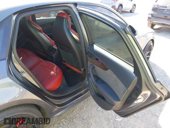 ✅ 2018 Audi S4 Prestige • VIN: WAUC4BF48JA011313 • Лот: 43316888. Опубліковано раніше на IAAI з пробігом 105 521 миль. Безкоштовний доступ до архіву аукціонних продажів зі США та докладний звіт про історію автомобіля на DreamBid. Зображення 8.