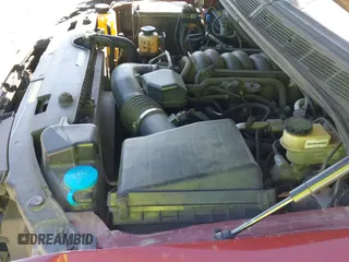 ✅ 2004 Nissan Titan SE • VIN: 1N6AA06B14N560190 • Lot: 42037005. Wystawiony na IAAI z przebiegiem 240 070 mil. Bezpłatny archiwum sprzedaży aukcyjnych z USA i szczegółowy raport historii pojazdu na DreamBid. Zdjęcie 12.