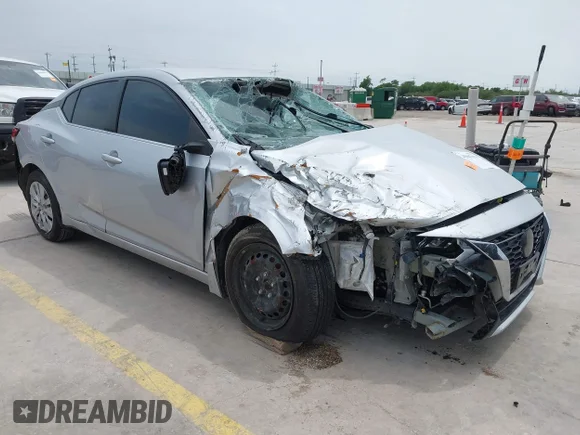 ✅ 2021 Nissan Sentra S • VIN: 3N1AB8BV6MY259323 • Лот: 45067038. Опубликован ранее на IAAI с пробегом 83 212 миль. Бесплатный доступ к архиву аукционных продаж из США и подробный отчёт об истории автомобиля на DreamBid. Изображение 1.