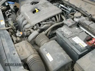 ✅ 2019 Hyundai Kona SE • VIN: KM8K12AA6KU379294 • Лот: 43433132. Опубликован ранее на IAAI с пробегом 61 497 миль. Бесплатный доступ к архиву аукционных продаж из США и подробный отчёт об истории автомобиля на DreamBid. Изображение 19.