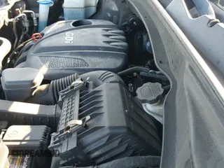 ✅ 2014 Hyundai Santa Fe • VIN: 5XYZT3LBXEG172065 • Лот: 43732118. Опубликован ранее на IAAI с пробегом 212 469 миль. Бесплатный доступ к архиву аукционных продаж из США и подробный отчёт об истории автомобиля на DreamBid. Изображение 19.