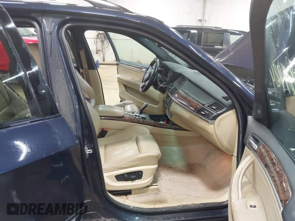 ✅ 2007 BMW X5 4.8i • VIN: 4USFE83587LY64315 • Lot: 44765724. Wystawiony na IAAI z przebiegiem 151 882 mil. Bezpłatny archiwum sprzedaży aukcyjnych z USA i szczegółowy raport historii pojazdu na DreamBid. Zdjęcie 5.