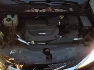 ✅ 2018 Chrysler Pacifica Touring • VIN: 2C4RC1DGXJR129981 • Лот: 93681285. Опубликован ранее на Copart с пробегом 131 481 миль. Бесплатный доступ к архиву аукционных продаж из США и подробный отчёт об истории автомобиля на DreamBid. Изображение 14.