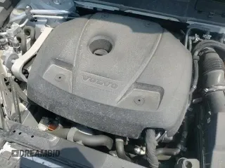 ✅ 2024 Volvo XC60 Ultimate Dark Theme • VIN: YV4H60DMXR1790748 • Лот: 67715095. Опубликован ранее на Copart с пробегом 16 824 миль. Бесплатный доступ к архиву аукционных продаж из США и подробный отчёт об истории автомобиля на DreamBid. Изображение 13.