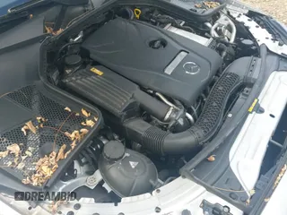 ✅ 2017 Mercedes-Benz C 300 • VIN: WDDWJ4KB4HF422316 • Lot: 43423830. Wystawiony na IAAI z przebiegiem 72 476 mil. Bezpłatny archiwum sprzedaży aukcyjnych z USA i szczegółowy raport historii pojazdu na DreamBid. Zdjęcie 20.