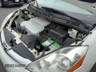 ✅ 2008 Toyota Sienna XLE • VIN: 5TDZK22C98S139766 • Lot: 94680425. Wystawiony na Copart z przebiegiem 135 574 mil. Bezpłatny archiwum sprzedaży aukcyjnych z USA i szczegółowy raport historii pojazdu na DreamBid. Zdjęcie 11.