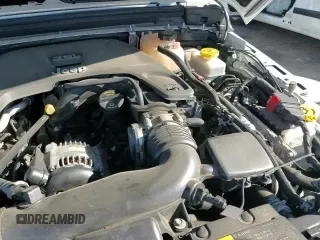 ✅ 2019 Jeep Wrangler Unlimited Sahara • VIN: 1C4HJXEGXKW570408 • Lot: 92279085. Listed on Copart with 33,591 mi. Free auction sales archive from the USA and detailed vehicle history report at DreamBid. Image 16.