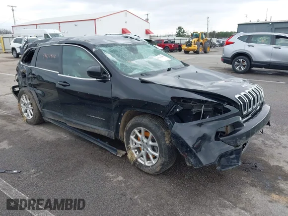 ✅ 2018 Jeep Cherokee Latitude • VIN: 1C4PJMCB9JD564367 • Лот: 44779758. Опубліковано раніше на IAAI з пробігом Не вказано. Безкоштовний доступ до архіву аукціонних продажів зі США та докладний звіт про історію автомобіля на DreamBid. Зображення 1.