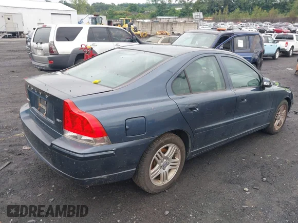 ✅ 2009 Volvo S60 2.5T • VIN: YV1RS592292733777 • Lot: 42737043. Wystawiony na IAAI z przebiegiem 213 433 mil. Bezpłatny archiwum sprzedaży aukcyjnych z USA i szczegółowy raport historii pojazdu na DreamBid. Zdjęcie 4.