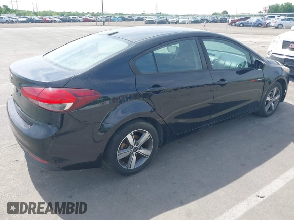 ✅ 2018 Kia Forte LX • VIN: 3KPFL4A74JE168995 • Lot: 44929377. Wystawiony na IAAI z przebiegiem 188 291 mil. Bezpłatny archiwum sprzedaży aukcyjnych z USA i szczegółowy raport historii pojazdu na DreamBid. Zdjęcie 4.