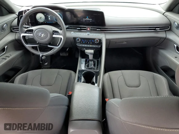 ✅ 2023 Hyundai Elantra SEL • VIN: KMHLS4AG4PU417730 • Lot: 59001835. Wystawiony na Copart z przebiegiem 40 902 mil. Bezpłatny archiwum sprzedaży aukcyjnych z USA i szczegółowy raport historii pojazdu na DreamBid. Zdjęcie 8.