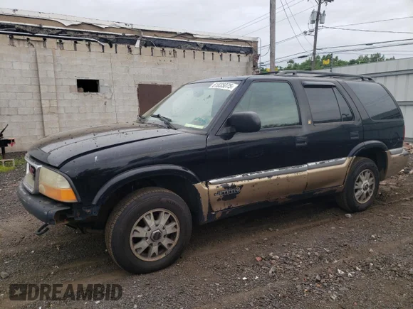 ✅ 2000 GMC Jimmy SLE Convenience • VIN: 1GKDT13W8Y2186258 • Lot: 61835075. Listed on Copart with 195,396 mi. Free auction sales archive from the USA and detailed vehicle history report at DreamBid. Image 1.
