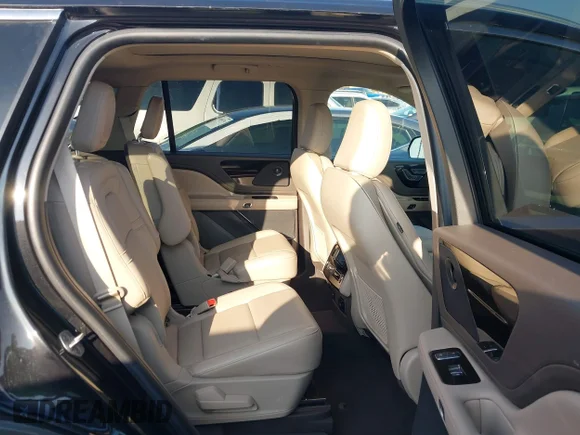 ✅ 2022 Lincoln Aviator Reserve • VIN: 5LM5J7XC9NGL02986 • Lot: 43843984. Wystawiony na IAAI z przebiegiem 52 102 mil. Bezpłatny archiwum sprzedaży aukcyjnych z USA i szczegółowy raport historii pojazdu na DreamBid. Zdjęcie 8.