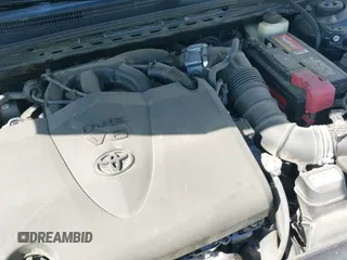 ✅ 2018 Toyota Camry XSE • VIN: 4T1BZ1HK1JU501611 • Lot: 43341171. Wystawiony na IAAI z przebiegiem 107 736 mil. Bezpłatny archiwum sprzedaży aukcyjnych z USA i szczegółowy raport historii pojazdu na DreamBid. Zdjęcie 21.