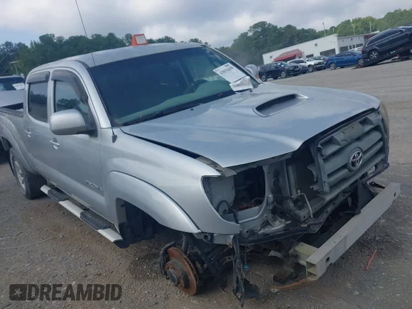 ✅ 2006 Toyota Tacoma • VIN: 5TEMU52NX6Z245540 • Lot: 43031618. Wystawiony na IAAI z przebiegiem 138 810 mil. Bezpłatny archiwum sprzedaży aukcyjnych z USA i szczegółowy raport historii pojazdu na DreamBid. Zdjęcie 1.