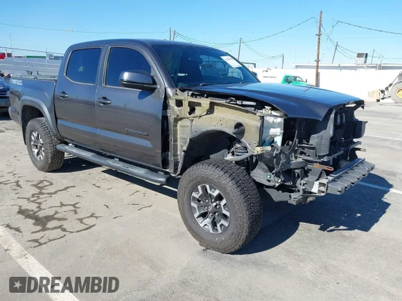 ✅ 2017 Toyota Tacoma SR5 • VIN: 3TMAZ5CN6HM029784 • Lot: 43799906. Wystawiony na IAAI z przebiegiem 95 601 mil. Bezpłatny archiwum sprzedaży aukcyjnych z USA i szczegółowy raport historii pojazdu na DreamBid. Zdjęcie 1.