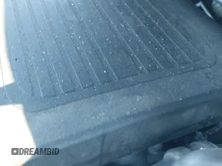 ✅ 2017 Ford Explorer Sport • VIN: 1FM5K8GT7HGD52800 • Lot: 43419134. Wystawiony na IAAI z przebiegiem 153 001 mil. Bezpłatny archiwum sprzedaży aukcyjnych z USA i szczegółowy raport historii pojazdu na DreamBid. Zdjęcie 19.