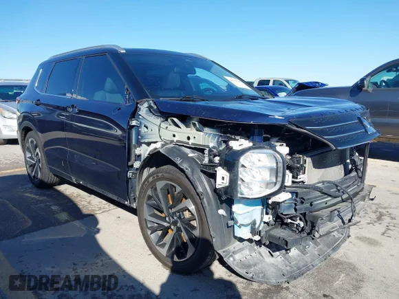 ✅ 2023 Mitsubishi Outlander SEL • VIN: JA4J3VA88PZ052831 • Lot: 44606568. Wystawiony na IAAI z przebiegiem 55 149 mil. Bezpłatny archiwum sprzedaży aukcyjnych z USA i szczegółowy raport historii pojazdu na DreamBid. Zdjęcie 1.