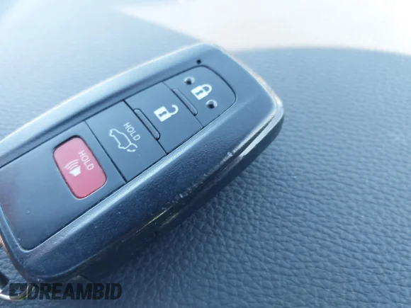 ✅ 2021 Toyota RAV4 Hybrid XSE • VIN: 4T3E6RFVXMU010659 • Лот: 44185496. Опубликован ранее на IAAI с пробегом 153 225 миль. Бесплатный доступ к архиву аукционных продаж из США и подробный отчёт об истории автомобиля на DreamBid. Изображение 11.