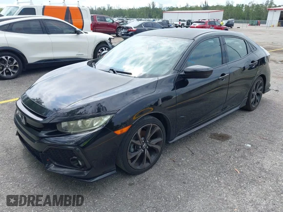 ✅ 2018 Honda Civic Sport • VIN: SHHFK7H42JU203901 • Lot: 45025223. Wystawiony na IAAI z przebiegiem 62 358 mil. Bezpłatny archiwum sprzedaży aukcyjnych z USA i szczegółowy raport historii pojazdu na DreamBid. Zdjęcie 2.