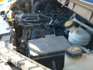 ✅ 2018 Ford Transit • VIN: 1FTBW2CG7JKA62688 • Lot: 43478168. Wystawiony na IAAI z przebiegiem 340 715 mil. Bezpłatny archiwum sprzedaży aukcyjnych z USA i szczegółowy raport historii pojazdu na DreamBid. Zdjęcie 19.