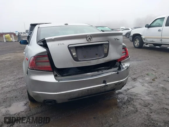 ✅ 2008 Acura TL • VIN: 19UUA662X8A003134 • Lot: 44399001. Wystawiony na IAAI z przebiegiem 211 786 mil. Bezpłatny archiwum sprzedaży aukcyjnych z USA i szczegółowy raport historii pojazdu na DreamBid. Zdjęcie 6.
