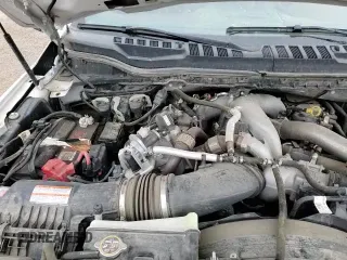 ✅ 2020 Ford F-450 XL • VIN: 1FT8W4DT6LED14174 • Lot: 80278155. Wystawiony na Copart z przebiegiem 105 037 mil. Bezpłatny archiwum sprzedaży aukcyjnych z USA i szczegółowy raport historii pojazdu na DreamBid. Zdjęcie 13.