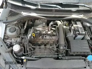 ✅ 2019 Volkswagen Jetta SEL • VIN: 3VWEB7BUXKM175345 • Lot: 67828245. Listed on Copart with 76,511 mi. Free auction sales archive from the USA and detailed vehicle history report at DreamBid. Image 13.